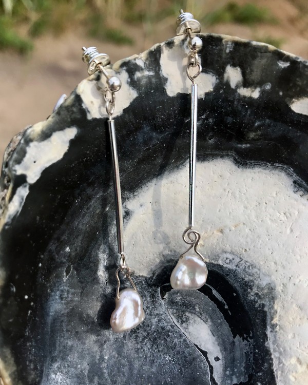 Sidabriniai (925) auskarai su upiniais perlais "Žiedlapiai"
